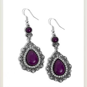 Paparazzi Earring ~ Palace Bribe - Purple
